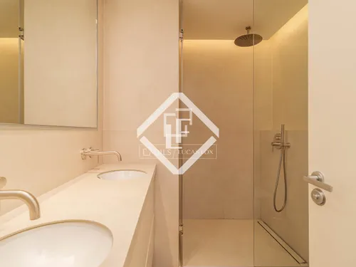 3 Bedrooms Apartment in Calvet