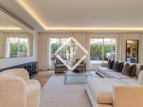 3 Bedrooms Apartment in Calvet