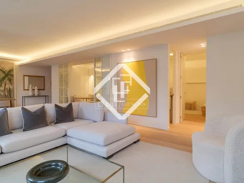 3 Bedrooms Apartment in Calvet