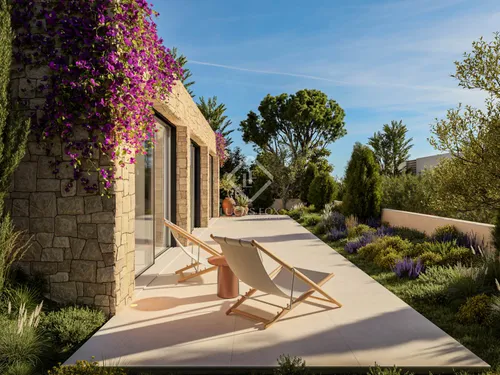 4 Bedrooms House / Villa in Carrer Islandia