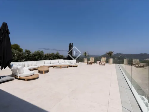 7 Bedrooms House / Villa in carre medinacelli