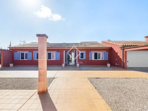 3 Bedrooms House / Villa in Planera