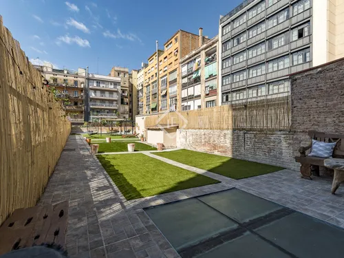 3 Bedrooms Apartment in Muntaner