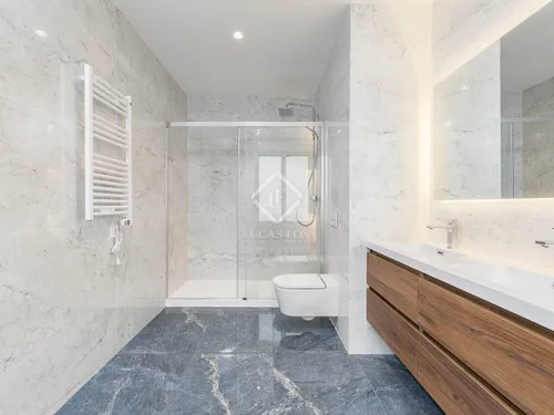 3 Bedrooms Apartment in Diagonal