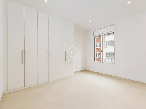 3 Bedrooms Apartment in Diagonal