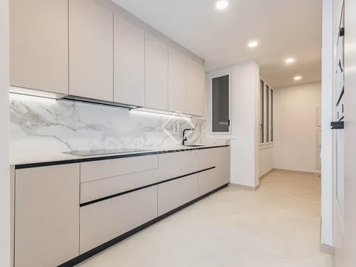 3 Bedrooms Apartment in Diagonal