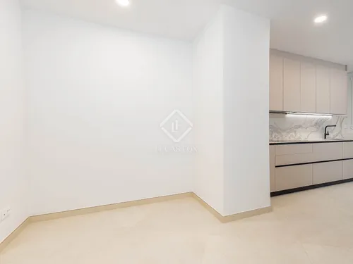 3 Bedrooms Apartment in Diagonal