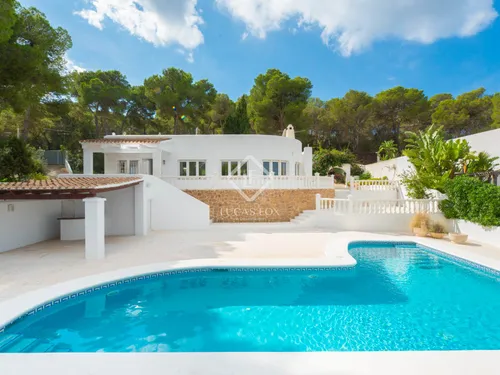 3 Bedrooms Country house in Carrer Andratx