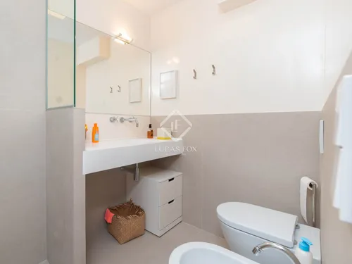 4 Bedrooms House / Villa in CALLE PARIS