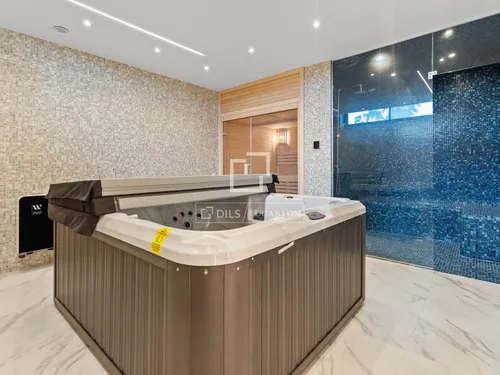 5 Bedrooms House / Villa in El Paraiso