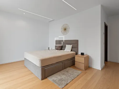 5 Bedrooms House / Villa in El Paraiso