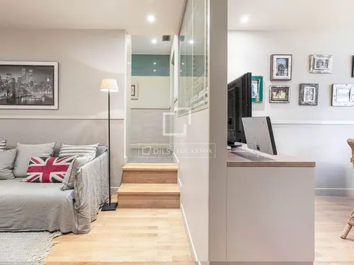 6 Bedrooms Apartment in Jacinto Benavente