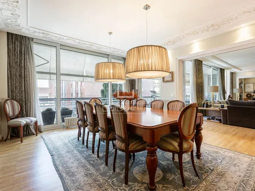 6 Bedrooms Apartment in Jacinto Benavente