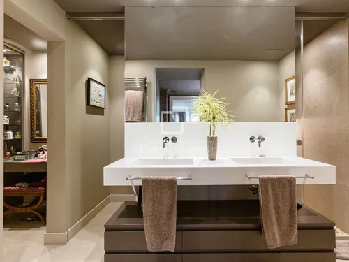 6 Bedrooms Apartment in Jacinto Benavente