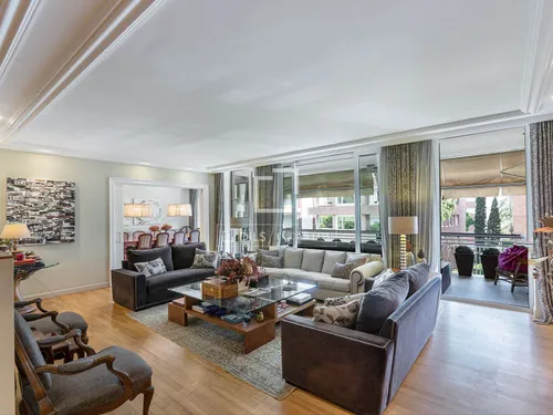 6 Bedrooms Apartment in Jacinto Benavente