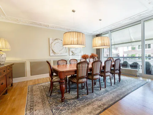 6 Bedrooms Apartment in Jacinto Benavente