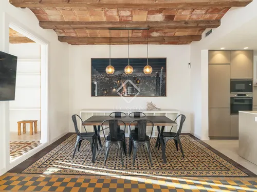 3 Bedrooms Apartment in Aribau