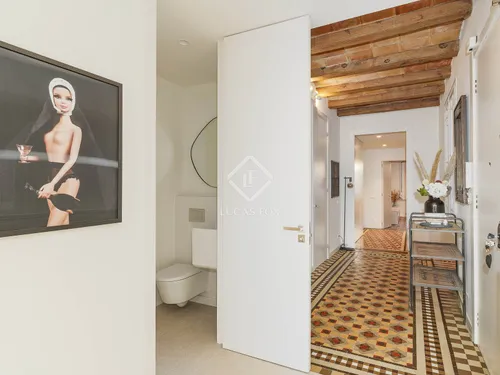 3 Bedrooms Apartment in Aribau