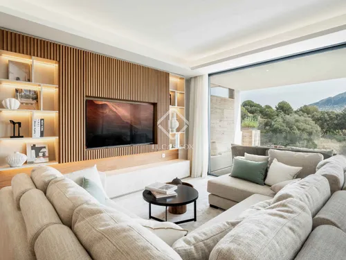 2 Bedrooms Apartment in Nueva Andalucia