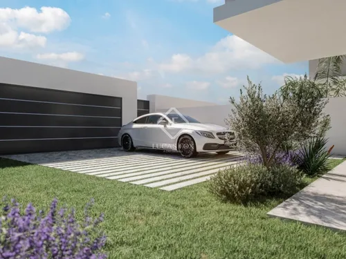 3 Bedrooms House / Villa in Golden Mile