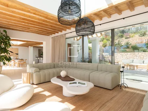 5 Bedrooms House / Villa in Finca Can Riera de Cas Turs