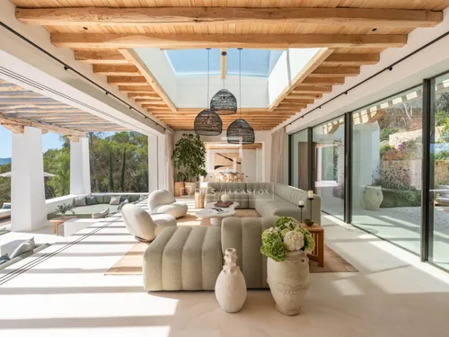 5 Bedrooms House / Villa in Finca Can Riera de Cas Turs