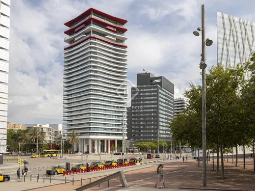 4 Bedrooms Apartment in Rambla Prim