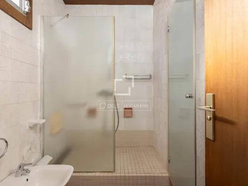 6 Bedrooms Apartment in Via Augusta