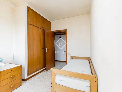6 Bedrooms Apartment in Via Augusta