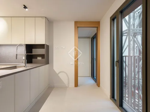 4 Bedrooms Apartment in Santaló