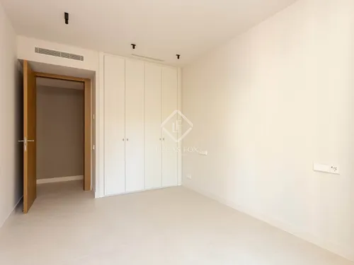 4 Bedrooms Apartment in Santaló