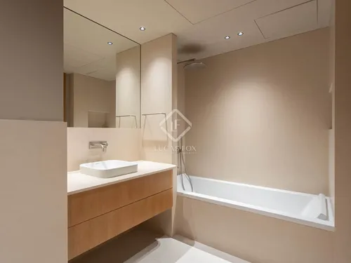 4 Bedrooms Apartment in Santaló