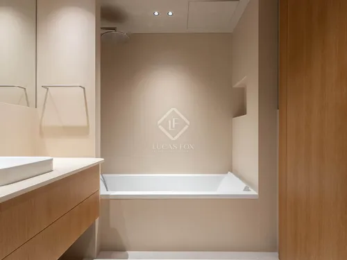 4 Bedrooms Apartment in Santaló