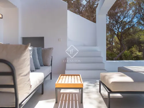 5 Bedrooms House / Villa in La Savina