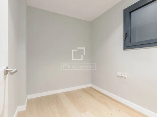 5 Bedrooms Apartment in Muntaner