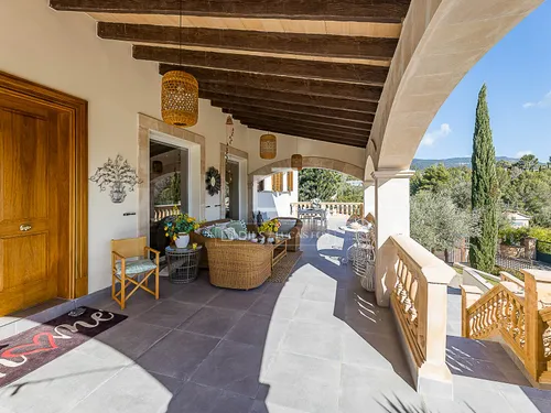 5 Bedrooms House / Villa in Ametler