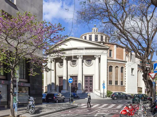 4 Bedrooms Apartment in Mestre Nicolau