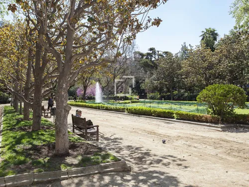 4 Bedrooms Apartment in Mestre Nicolau