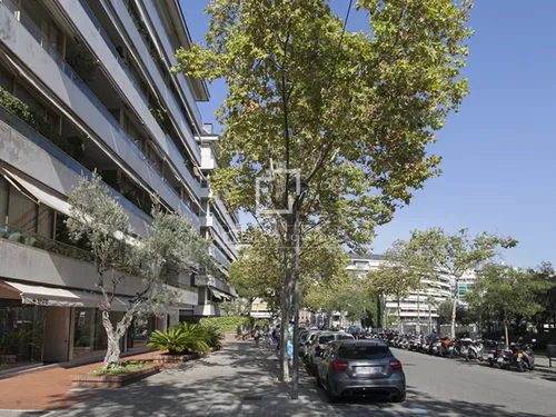 4 Bedrooms Apartment in Mestre Nicolau