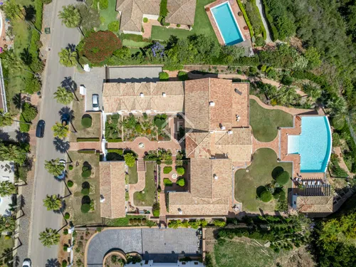 7 Bedrooms House / Villa in Calle Faisan