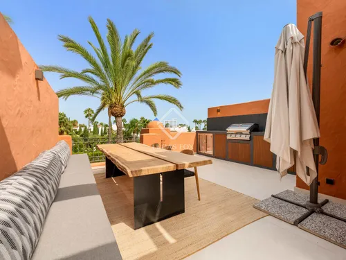 4 Bedrooms House / Villa in Los Altos de Puente Romano