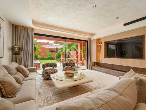 4 Bedrooms House / Villa in Los Altos de Puente Romano