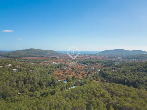 7 Bedrooms House / Villa in DS SAFRAGELLE - POLIGONE 14 - PARCELA 105