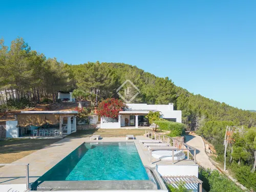 7 Bedrooms House / Villa in DS SAFRAGELLE - POLIGONE 14 - PARCELA 105