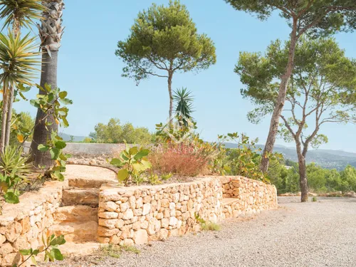 7 Bedrooms House / Villa in DS SAFRAGELLE - POLIGONE 14 - PARCELA 105