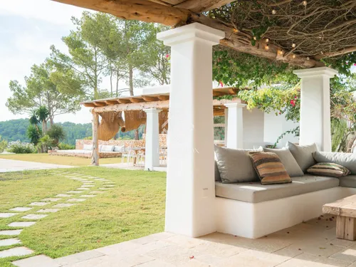 7 Bedrooms House / Villa in DS SAFRAGELLE - POLIGONE 14 - PARCELA 105