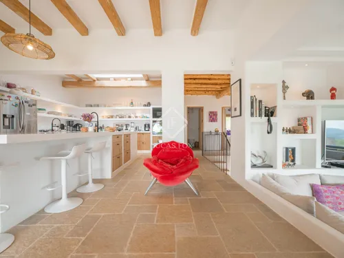 7 Bedrooms House / Villa in DS SAFRAGELLE - POLIGONE 14 - PARCELA 105