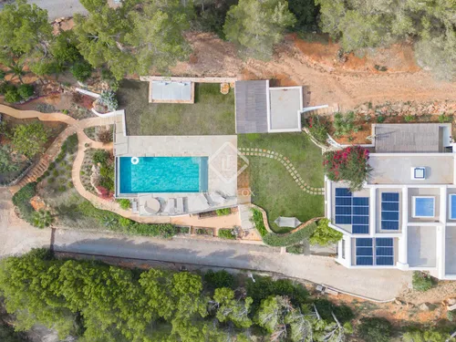 7 Bedrooms House / Villa in DS SAFRAGELLE - POLIGONE 14 - PARCELA 105