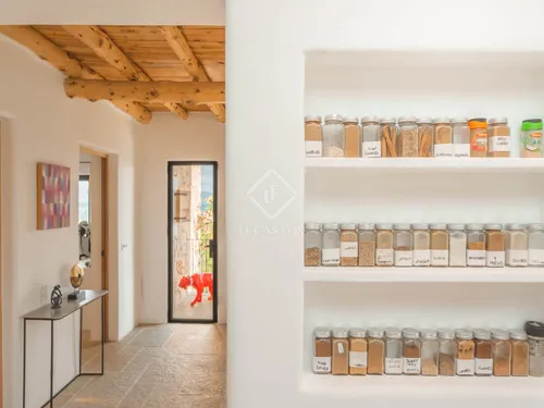 7 Bedrooms House / Villa in DS SAFRAGELLE - POLIGONE 14 - PARCELA 105