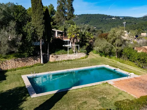 Private 10,000 m² Country Estate with Large Pool Near Palma (Establiments Nou)
